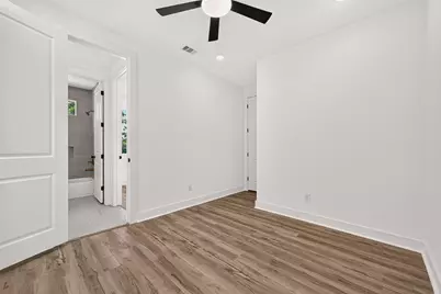 7719 Bowen Street, Houston, TX 77051 - Photo 33