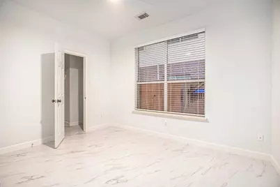 3811 Misty Falls Lane, Friendswood, TX 77546 - Photo 17