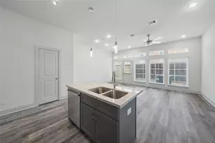 7242 St Augustine St, Houston, TX 77021 - Photo 7