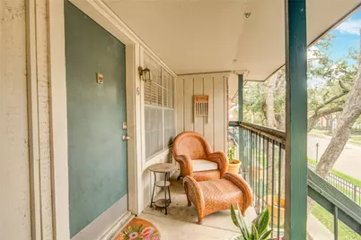 845 Augusta Drive #6, Houston, TX 77057 - Photo 3