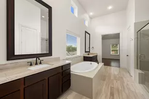 8720 Kempwood Dr, Houston, TX 77080 - Photo 17
