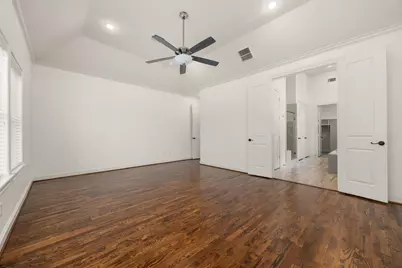 8720 Kempwood Drive, Houston, TX 77080 - Photo 15