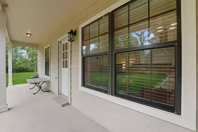 15420 Queen Elizabeth Court, Montgomery, TX 77316 - Photo 25