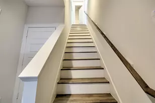 1909 Maury St, Houston, TX 77026 - Photo 9