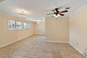 16930 Stardale Ln, Friendswood, TX 77546 - Photo 5