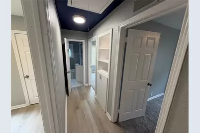 5715 Lakefield Drive, Houston, TX 77033 - Photo 11