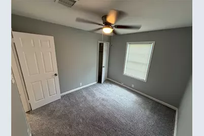 5715 Lakefield Drive, Houston, TX 77033 - Photo 15