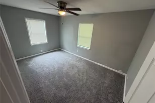 5715 Lakefield Dr, Houston, TX 77033 - Photo 15