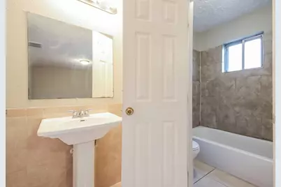 5434 Heronwood Drive, Humble, TX 77346 - Photo 9