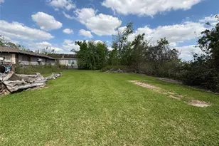 6020 Wipprecht St, Houston, TX 77026 - Photo 1