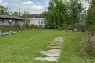 6020 Wipprecht St, Houston, TX 77026 - Photo 5