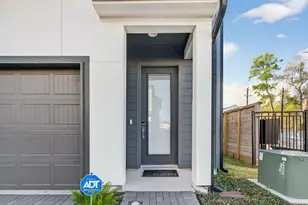 2317 Warhol Wy, Houston, TX 77091 - Photo 5