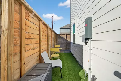 2317 Warhol Way, Houston, TX 77091 - Photo 33