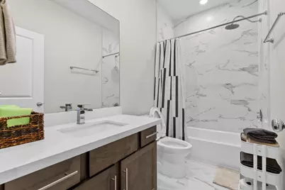 2317 Warhol Way, Houston, TX 77091 - Photo 9