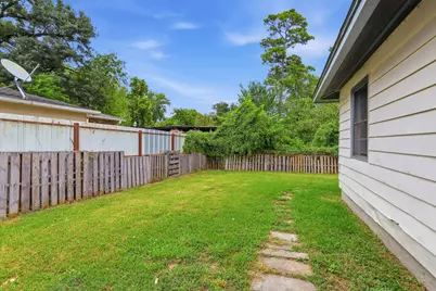 9242 Forest View Street, Houston, TX 77078 - Photo 31