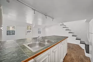 1959 Lexington St, Houston, TX 77098 - Photo 7