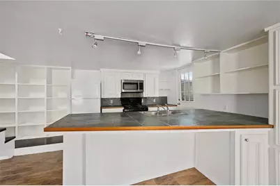 1959 Lexington Street #B, Houston, TX 77098 - Photo 5