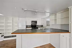 1959 Lexington St, Houston, TX 77098 - Photo 5
