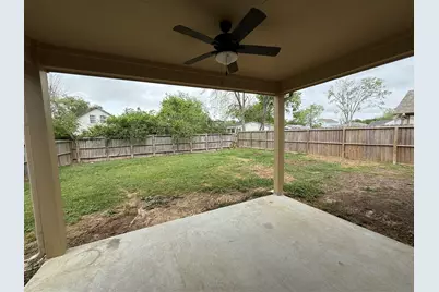 4427 17th St, Bacliff, TX 77518 - Photo 9