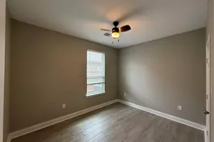 4427 17th St, Bacliff, TX 77518 - Photo 5