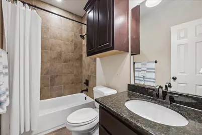 22 N Player Manor Circle, The Woodlands, TX 77382 - Photo 25