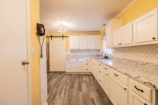 406 S Owensville St, Franklin, TX 77856 - Photo 25