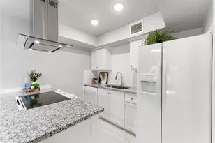 9130 Vogue Ln, Houston, TX 77080 - Photo 13