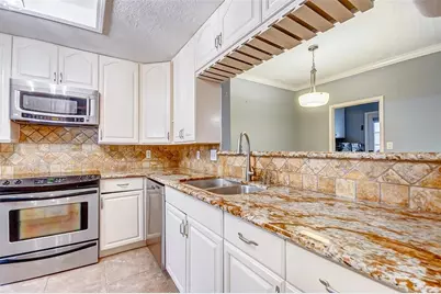 10716 Briar Forest Drive #30, Houston, TX 77042 - Photo 7