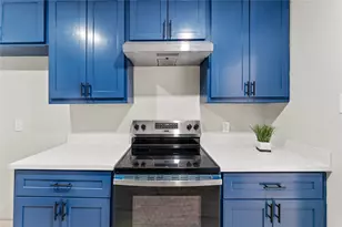 9425 Fondren Rd, Houston, TX 77074 - Photo 11