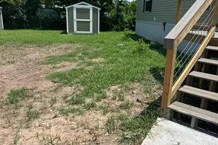 202 W Austin St, Brazoria, TX 77422 - Photo 11