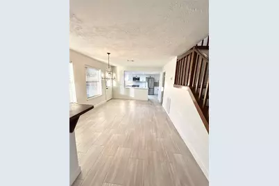 10819 Sagerock Drive, Houston, TX 77089 - Photo 7