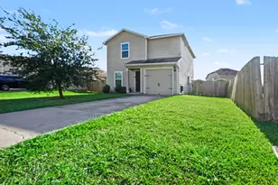6026 Coral Cv Rd, Baytown, TX 77523 - Photo 1