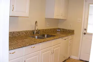 7037 Chasewood Dr, Houston, TX 77489 - Photo 3