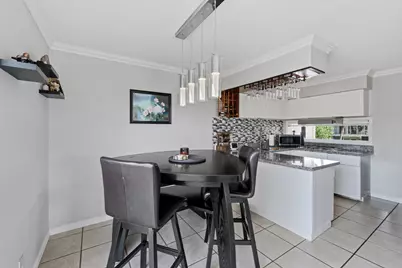 8211 Katy Freeway #44, Houston, TX 77024 - Photo 7