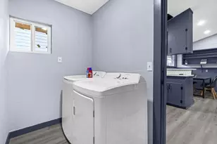 11103 Greenwillow St, Houston, TX 77035 - Photo 11