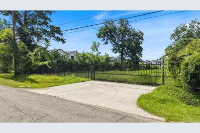 1209 De Soto Street, Houston, TX 77091 - Photo 1
