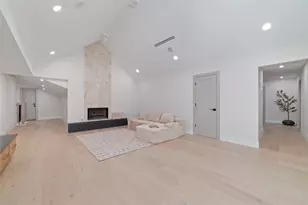 9414 Endicott Ln, Houston, TX 77096 - Photo 35