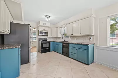 11922 Cypresswood Drive, Houston, TX 77070 - Photo 9