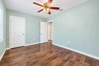 104 Bonita Avenue, Galveston, TX 77550 - Photo 43