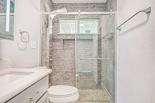 104 Bonita Ave, Galveston, TX 77550 - Photo 29