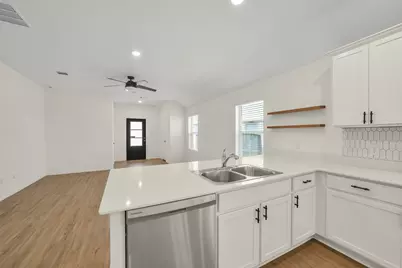 3003 Halleton Court, Houston, TX 77365 - Photo 11