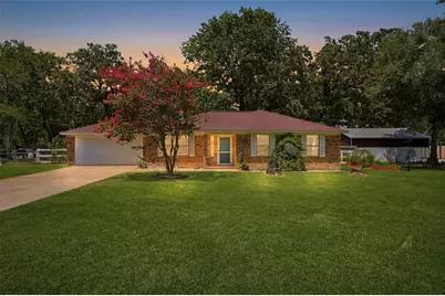 39 Wood Lodge Drive, Huntsville, TX 77320 - Photo 1