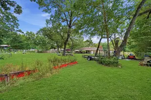 39 Wood Lodge Dr, Huntsville, TX 77320 - Photo 23