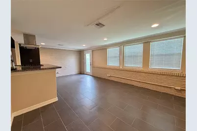 1932 N Avenue H, Freeport, TX 77541 - Photo 11