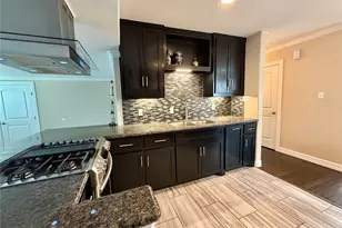 1932 N Avenue H, Freeport, TX 77541 - Photo 13