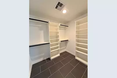 1932 N Avenue H, Freeport, TX 77541 - Photo 17