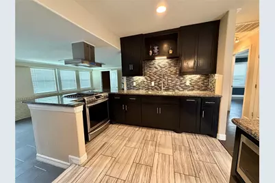 1932 N Avenue H, Freeport, TX 77541 - Photo 7