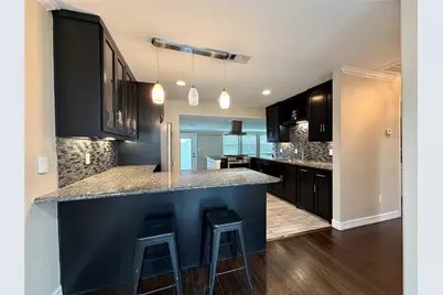 1932 N Avenue H, Freeport, TX 77541 - Photo 5