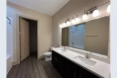 230 T C Jester Boulevard #BB.307, Houston, TX 77007 - Photo 7