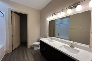 230 T C Jester Blvd, Houston, TX 77007 - Photo 7